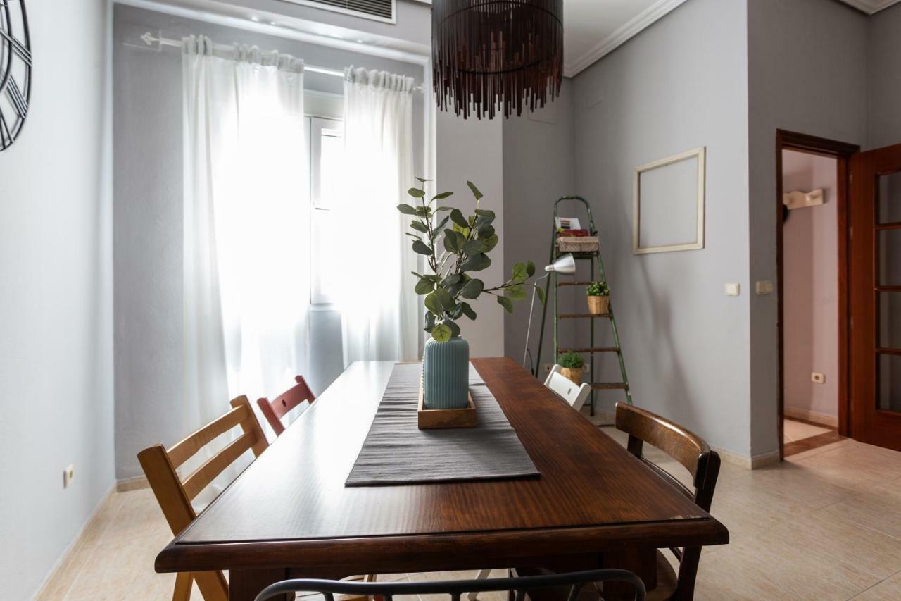 Serva La Bari Apartment Sevilla Exterior foto