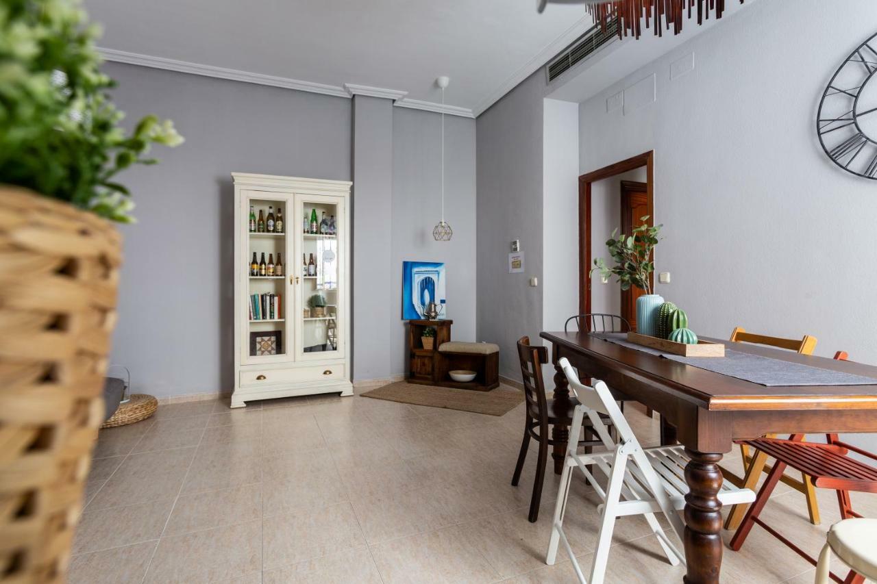 Serva La Bari Apartment Sevilla Exterior foto